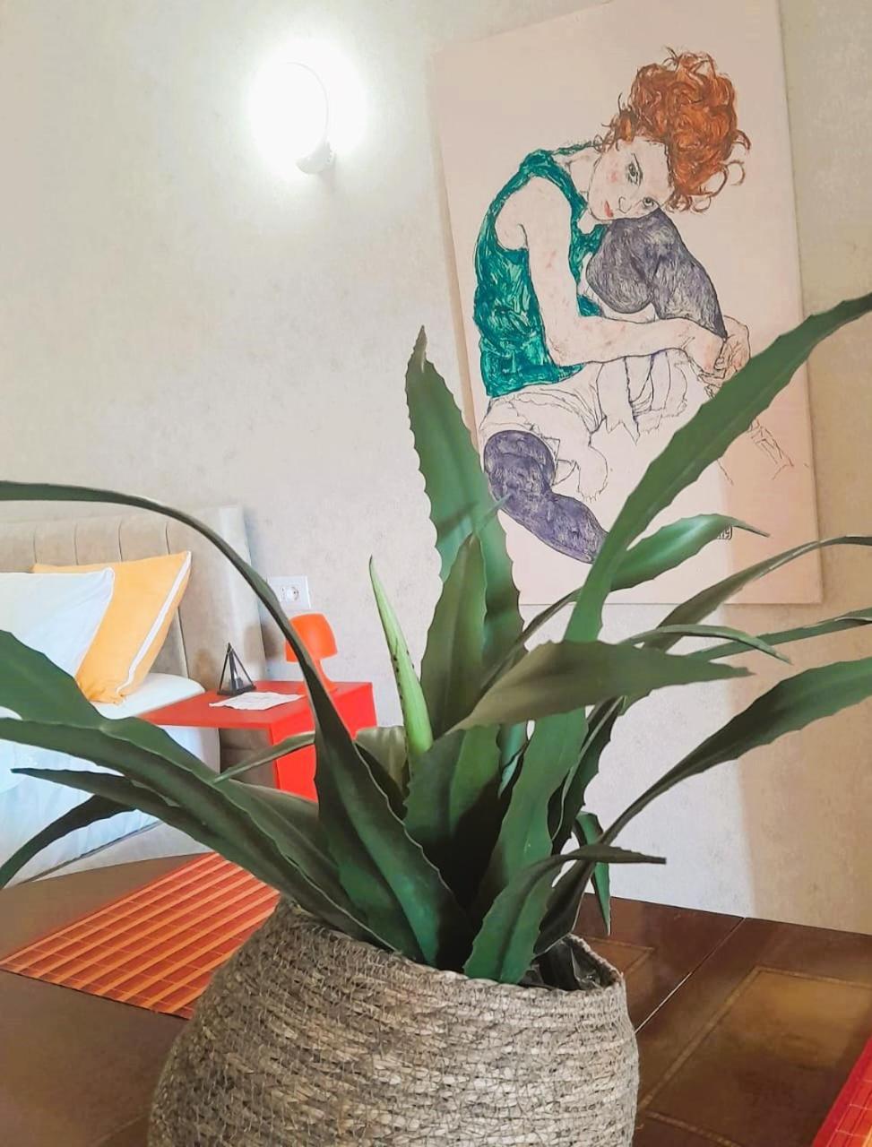 Bani'S Cozy Lovely Apt Тирана Екстер'єр фото