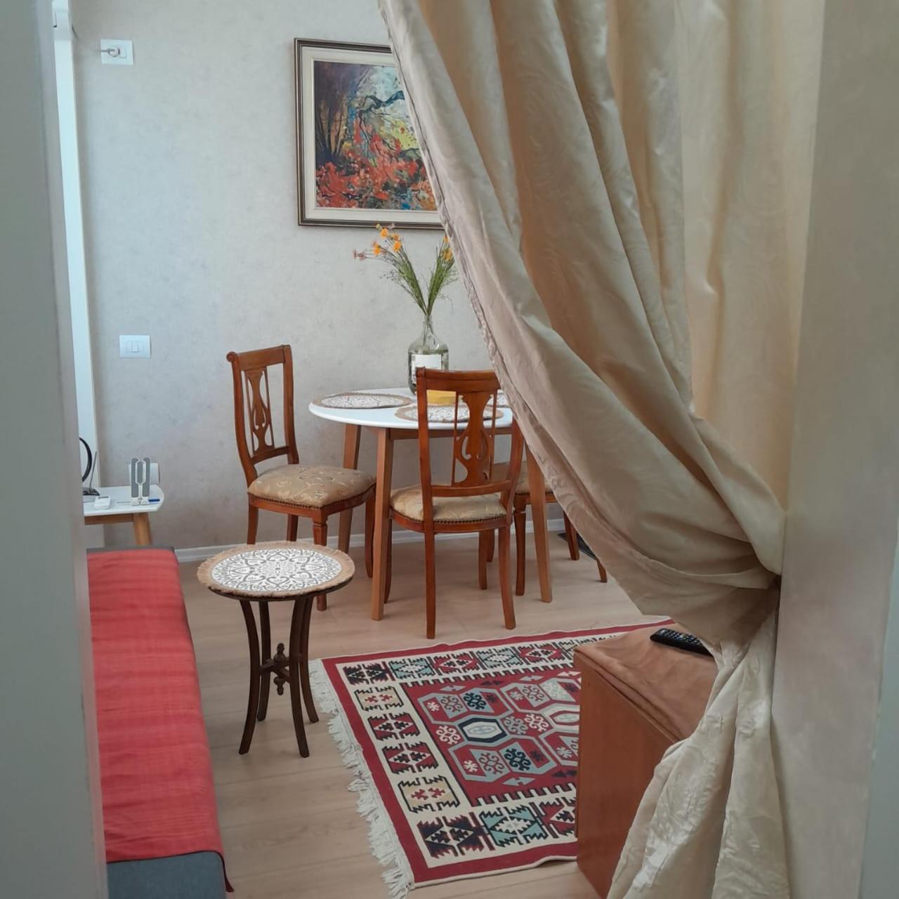Bani'S Cozy Lovely Apt Тирана Екстер'єр фото